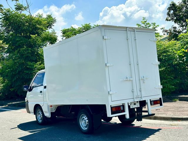 MITSUBISHI三菱 DELICA  第4張相片