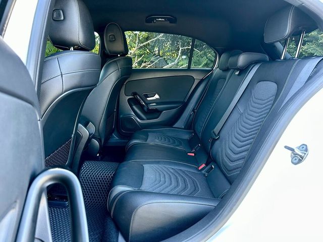 M-BENZ賓士 A180  第7張相片