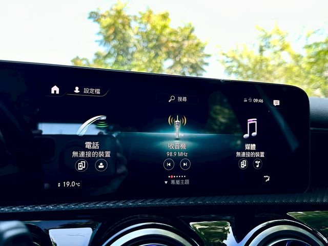 M-BENZ賓士 A180  第16張相片