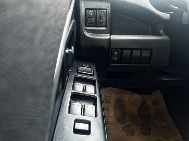 MAZDA馬自達 MAZDA 5  第10張相片