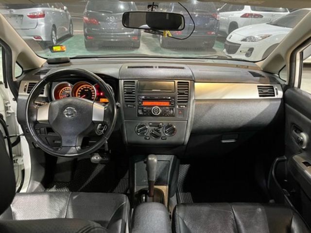 NISSAN日產 TIIDA  第5張相片