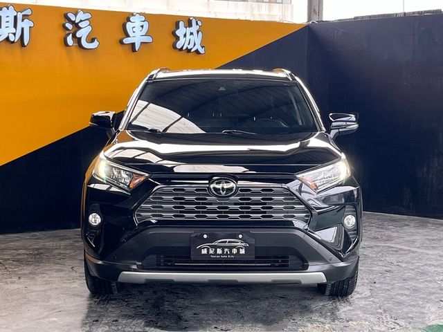TOYOTA豐田 RAV4  第3張相片
