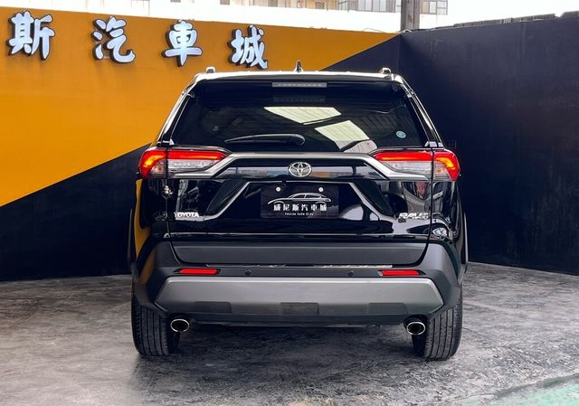 TOYOTA豐田 RAV4  第4張相片
