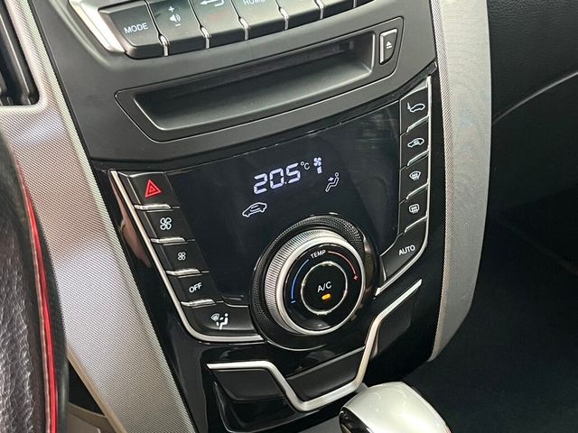 LUXGEN納智捷 U6 TURBO  第10張相片