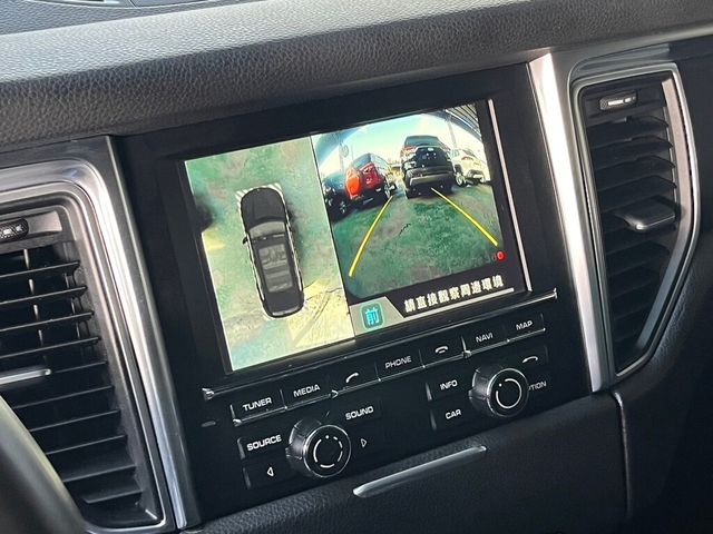 PORSCHE保時捷 MACAN  第9張相片