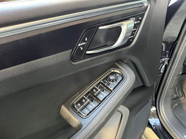 PORSCHE保時捷 MACAN  第11張相片