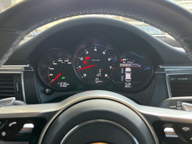 PORSCHE保時捷 MACAN  第13張相片
