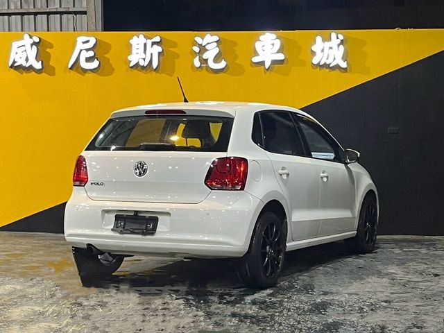 VOLKSWAGEN福斯 POLO  第2張相片