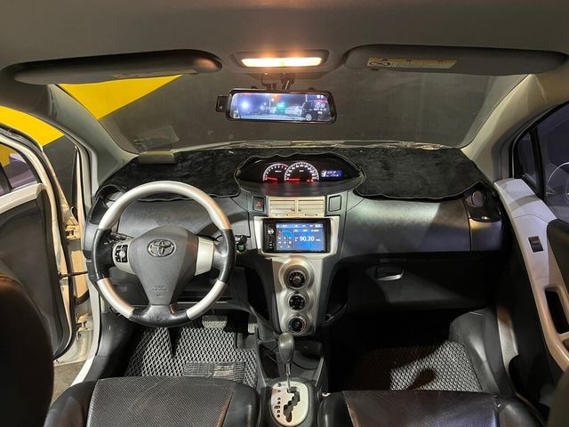 TOYOTA豐田 YARIS  第4張相片