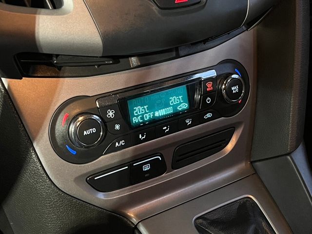 FORD福特 FOCUS  第7張相片