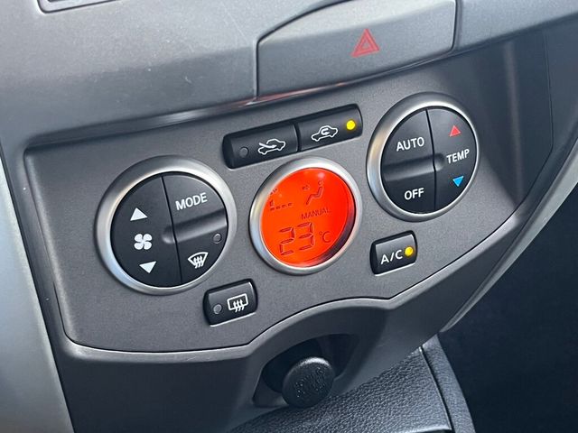 NISSAN日產 LIVINA  第13張相片