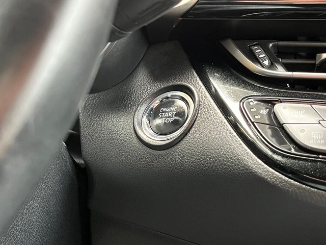 TOYOTA豐田 C-HR  第19張相片