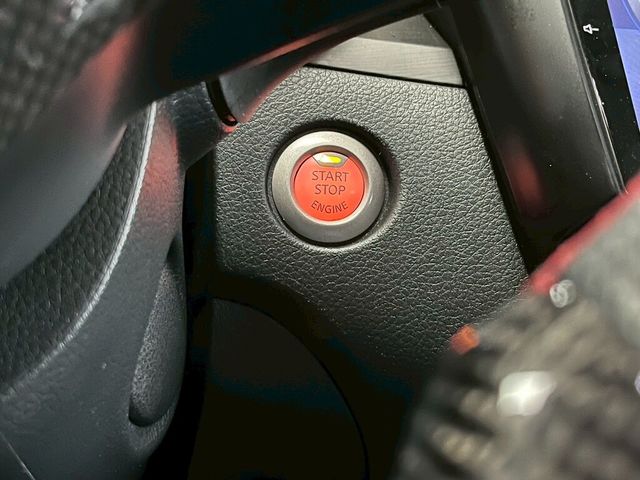 NISSAN日產 TIIDA  第10張相片