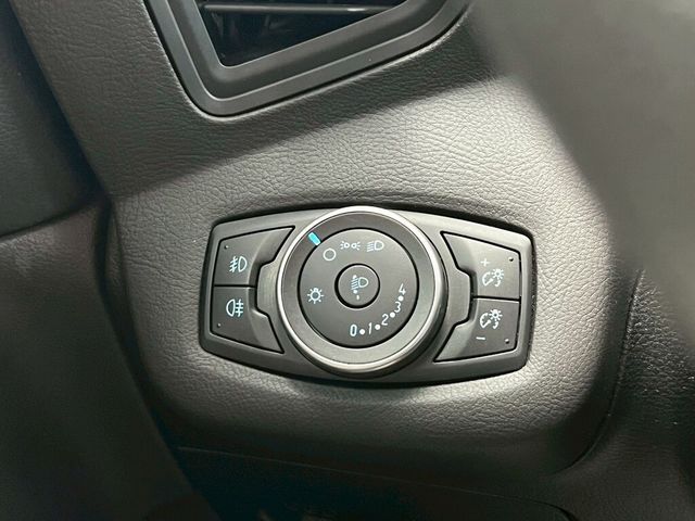 FORD福特 KUGA  第9張相片