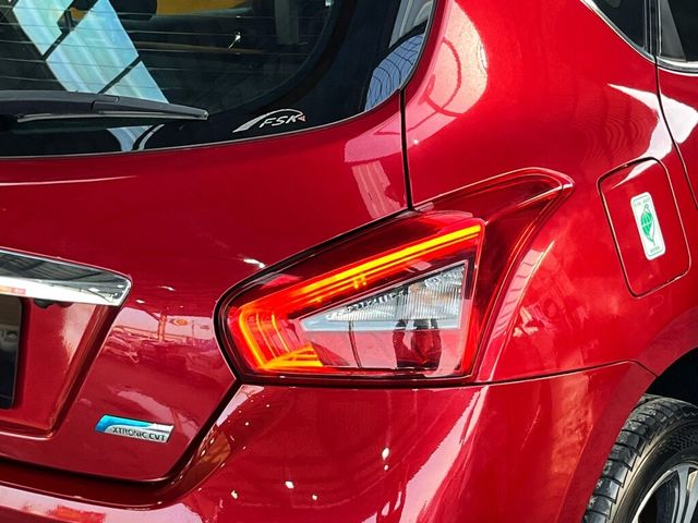 NISSAN日產 TIIDA  第4張相片