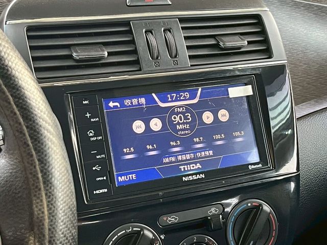 NISSAN日產 TIIDA  第7張相片