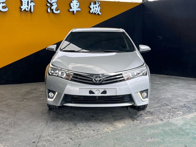 TOYOTA豐田 ALTIS  第3張相片