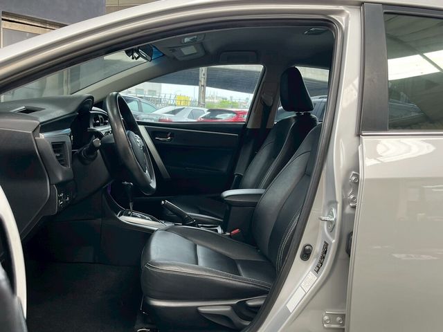 TOYOTA豐田 ALTIS  第8張相片
