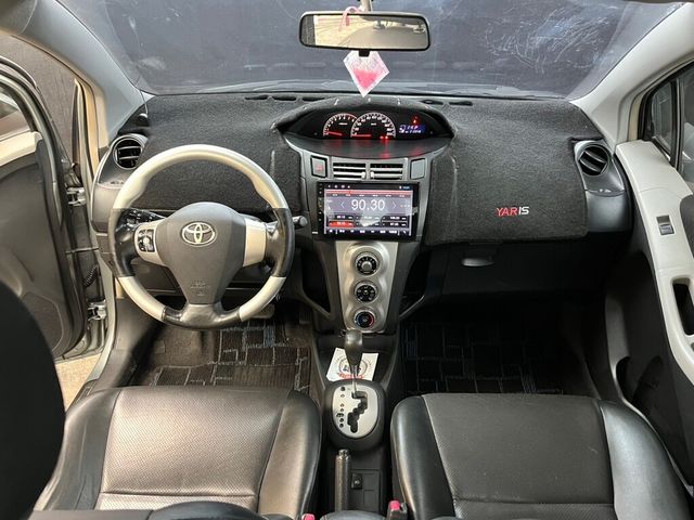 TOYOTA豐田 YARIS  第7張相片