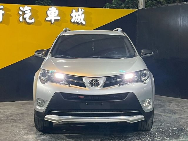 TOYOTA豐田 RAV4  第3張相片