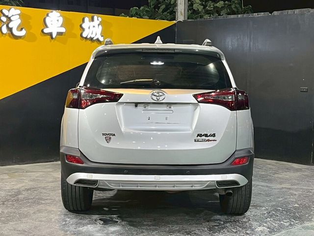 TOYOTA豐田 RAV4  第4張相片