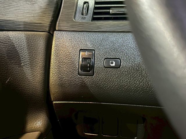 NISSAN日產 TIIDA  第10張相片