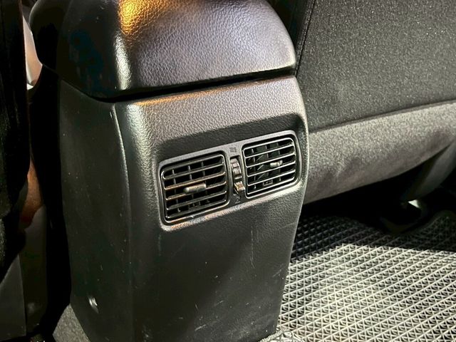 NISSAN日產 TIIDA  第12張相片