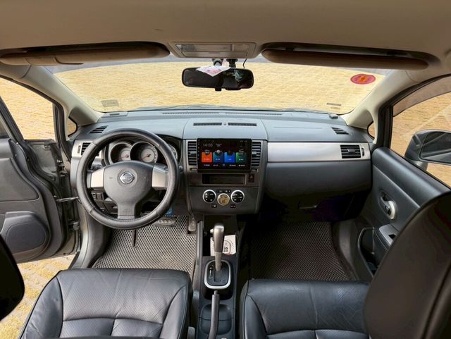 NISSAN日產 TIIDA  第5張相片