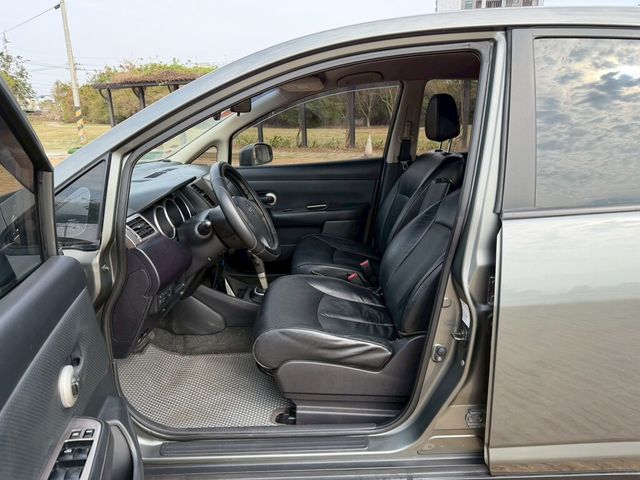 NISSAN日產 TIIDA  第6張相片