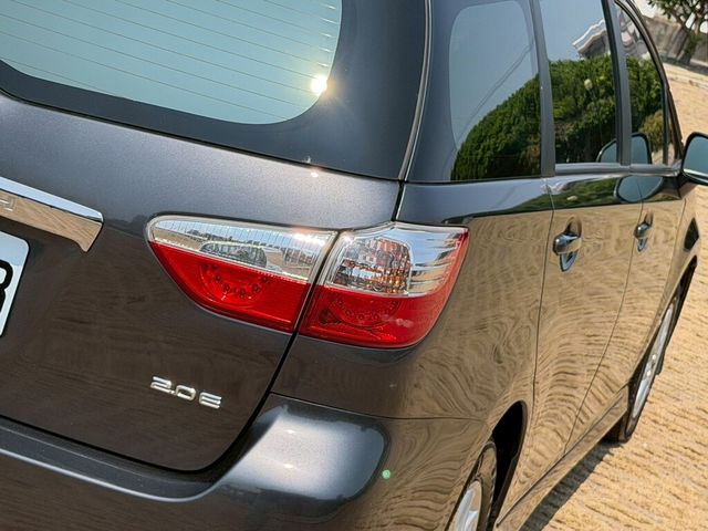 TOYOTA豐田 WISH  第6張相片
