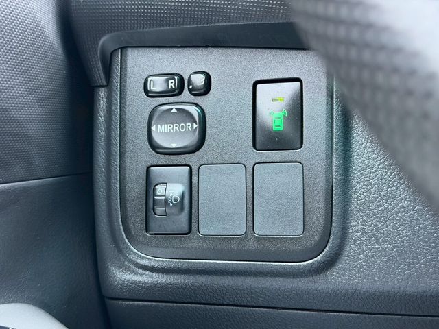 TOYOTA豐田 WISH  第12張相片