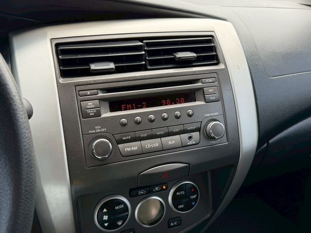 NISSAN日產 LIVINA  第10張相片