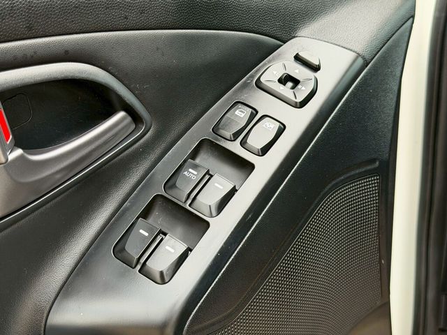 HYUNDAI現代 IX35  第10張相片