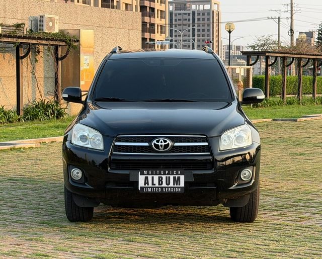 TOYOTA豐田 RAV4  第3張相片