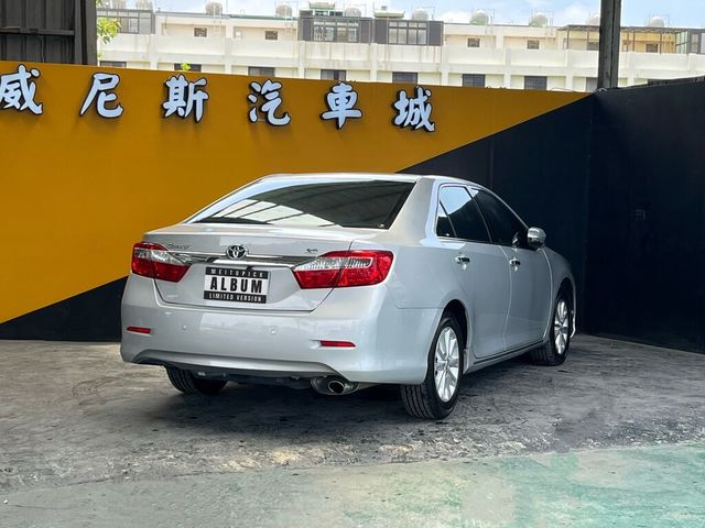 TOYOTA豐田 CAMRY  第2張相片