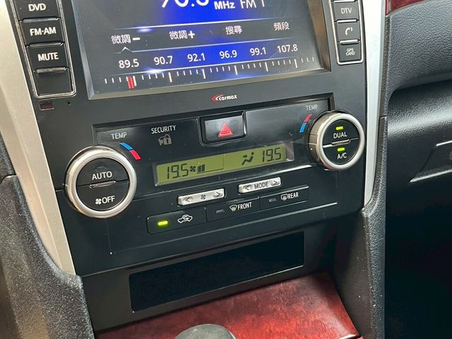 TOYOTA豐田 CAMRY  第13張相片