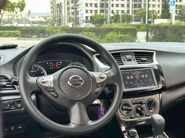 NISSAN日產 SENTRA  第8張相片