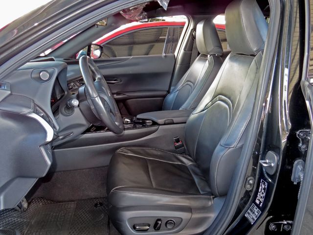 LEXUS凌志 UX200  第9張相片