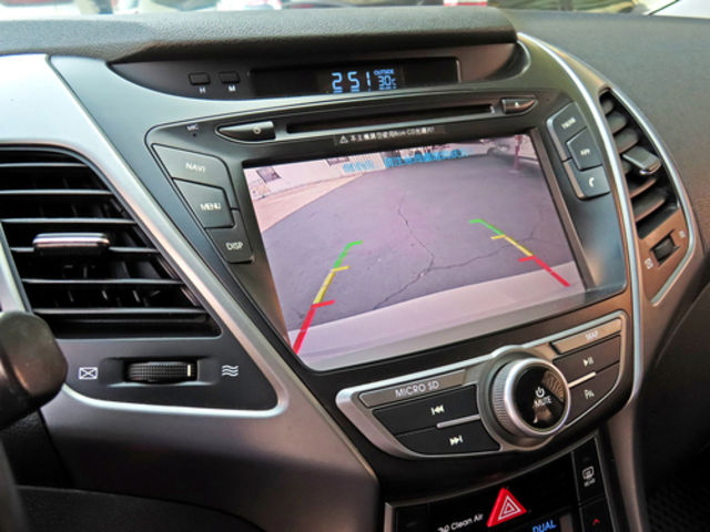 HYUNDAI現代 ELANTRA  第16張相片