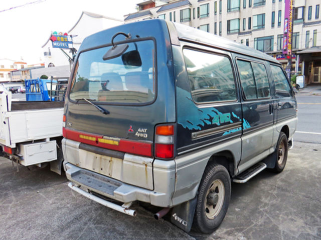 MITSUBISHI三菱 DELICA  第2張相片