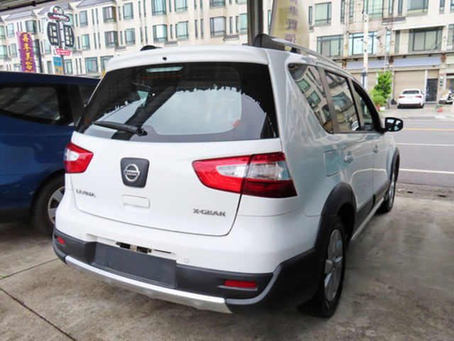 NISSAN日產 LIVINA  第2張相片