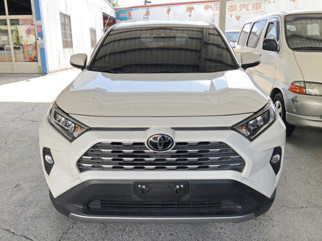 TOYOTA豐田 RAV4  第3張相片