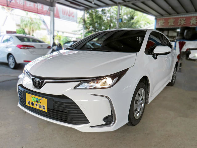 TOYOTA豐田 ALTIS  第1張相片