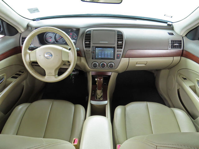 NISSAN日產 BLUEBIRD  第6張相片