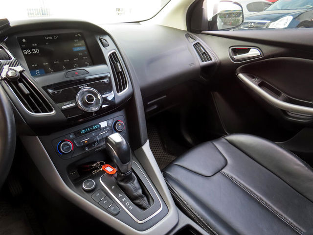 FORD福特 FOCUS  第11張相片