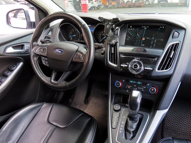 FORD福特 FOCUS  第15張相片
