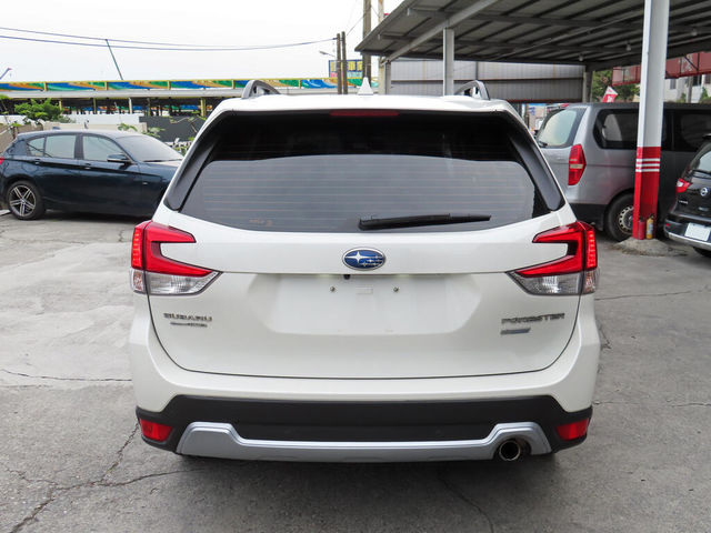 SUBARU速霸陸 FORESTER  第4張相片