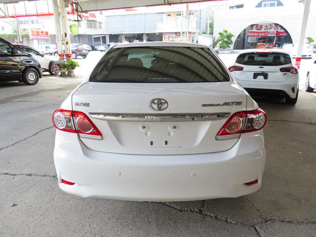 TOYOTA豐田 ALTIS  第4張相片