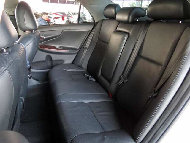 TOYOTA豐田 ALTIS  第8張相片
