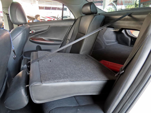 TOYOTA豐田 ALTIS  第9張相片